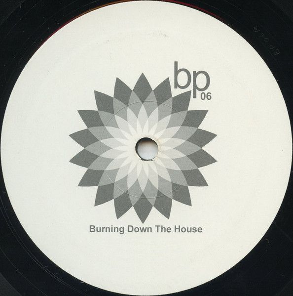 Unknown Artist - Burning Down The House - Not On Label