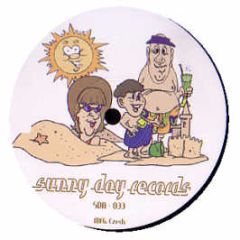Mike Dixon - My Sunburnt Ass - Sunny Day