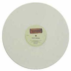 D-Lorenz Feat. MC Sydwinder - Moet N London (White Vinyl) - Pdc 3