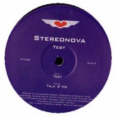 Stereonova - Test - Plastic Fantastic 