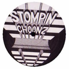 D-Zyne & DJ Fury - Timez 'R' Changin' / The Horny Raver - Stompin Choonz