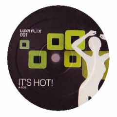 Snoop Dogg Ft Pharrell - Drop It Like It's Hot (Remix) - Luxa Flex