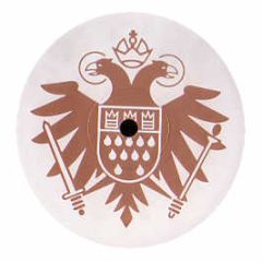 Superpitcher - Enzian - Kompakt