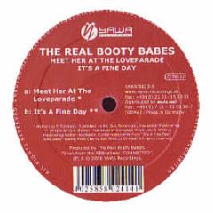 The Real Booty Babes - Meet Her At The Love Parade - Yawa