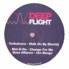 Gabriel - Walk On By (2006 Remix) - Deep Flight