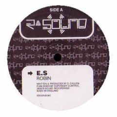 ES - Robin - R Sound