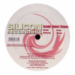 Jesselyn - Contact - Silicon