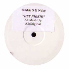 Nikkie S & Nyke Feat. Hannah - Hey Nikkie (Original / 2006 Megamix) - Aim Records