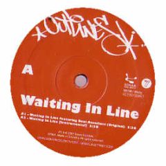 Outlines - Waiting In Line - Sonar Kollektiv