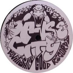 Menace Makes 3 - The Remixes - Danse City