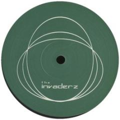 Invaderz - 32 Bit Jungle - Invaderz
