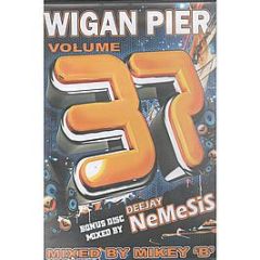Wigan Pier Presents - Wigan Pier Volume 37 - Wigan Pier
