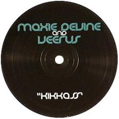 Maxie Devine & Veerus - Kikkass - Baroque