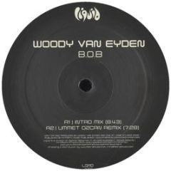 Woody Van Eyden / Claudia Cazacu - B.O.B / Size Zero / Manequin - Liquid Reset