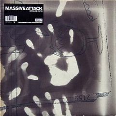 Massive Attack - Singles 90/98 - Circa
