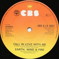 EARTH, WIND & FIRE - Fall In Love With Me (Extended Version) - CBS