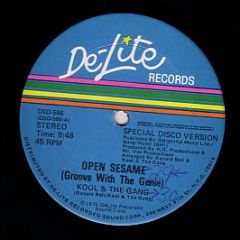 Kool & The Gang - Open Sesame (Groove With The Genie) / Love & Understanding (Come Together) - De-Lite Records