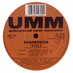 Degression - People - UMM