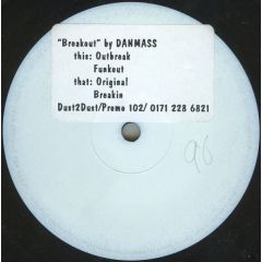 Danmass - Danmass - Breakout - Dust 2 Dust