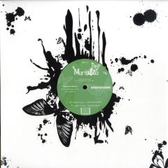 Davis & May - Davis & May - Flying Maple Leaf - Maripoza