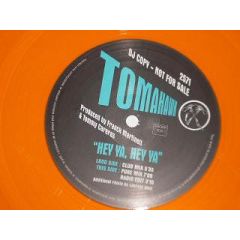 Tomahawk - Tomahawk - "Hey Ya, Hey Ya" - 2 Haches d'Indien