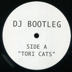 DJ Bootleg - DJ Bootleg - Tori Cats - White