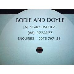 Bodie & Doyle - Bodie & Doyle - Scary Biscutz - White