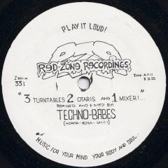 Techno-Babes - Techno-Babes - 3 Turntables 2 Otaris And 1 Mixer!... - Red-Zone Recordings