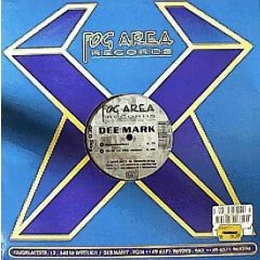 Dee Mark - Dee Mark - Moonwalker - Fog Area