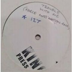 Digital Fox Ft Melissa Jo Heathcote - Digital Fox Ft Melissa Jo Heathcote - Trouble With Me (Disc 2) - Kingsize