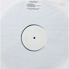 Nick Sentience / Billy Daniel Bunter & Lisa Pin Up - Nick Sentience / Billy Daniel Bunter & Lisa Pin Up - UK Hard Trance Volume 2 (The Roosta Remixes) - Honey Pot Recordings