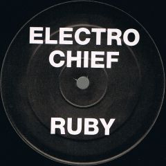 Kaiser Chiefs - Kaiser Chiefs - Ruby (Electro Chief Mix) - Not On Label