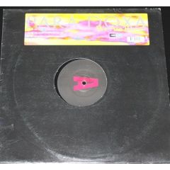 Para Doxa - Para Doxa - We Are Ravin' - Control