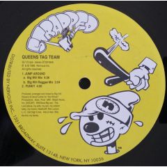 Queens Tag Team - Queens Tag Team - Jump Around / Cmon Yeah - Strapped