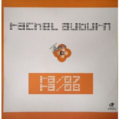 Rachel Auburn - Rachel Auburn - Bass Keeps Pumpin' - Contrasena