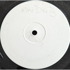 Dusk Til Dawn - Dusk Til Dawn - Whisper / Landslide - Bees Wax
