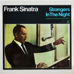 Frank Sinatra - Frank Sinatra - Strangers In The Night - Reprise Records