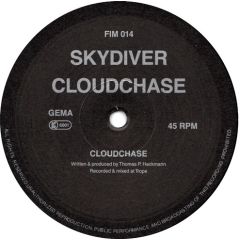 Skydiver - Skydiver - Cloudchase - Force Inc