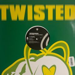 Superchumbo Ft Celeda - Superchumbo Ft Celeda - Dirtyfilthy - Twisted