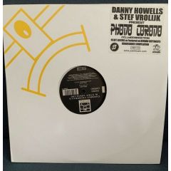 Danny Howells  - Danny Howells  - Phono Corono - Yoshitoshi
