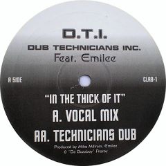 Dti Feat Emilee - Dti Feat Emilee - In The Thick Of It - Club Asylum 