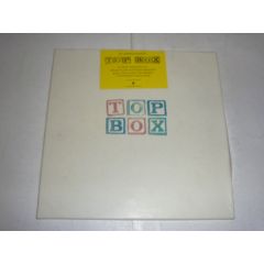 TOP - TOP - Top Box - Island