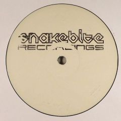 T-Star Feat. Faction G & MC B Live - T-Star Feat. Faction G & MC B Live - Bounds (I Got Dat) - Snakebite