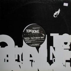 Tom Bone - Tom Bone - Sofitel Palm Beach - Tom Bone Vibrating Music