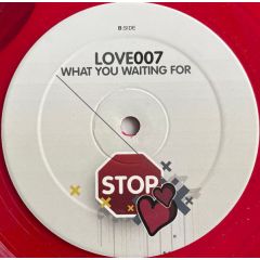 Chemical Brothers / Gwen Stefani - Chemical Brothers / Gwen Stefani - Galvanize (D&B Remix) / What You Waiting For (Remix) - Love 7