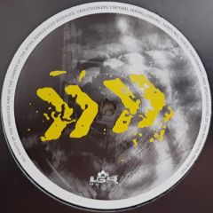 N.Phect & Diz:Play - N.Phect & Diz:Play - Nanodust - U3R Music