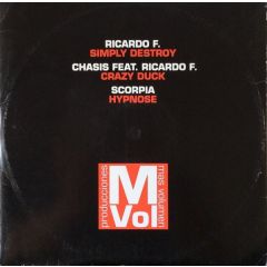 Various - Various - Mas Volumen E.P. - Blanco Y Negro