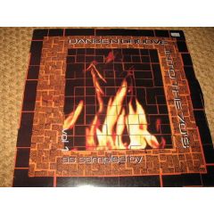 Danse N Groove Into The 70's - Danse N Groove Into The 70's - Volume 1 - Danse & Groove 001
