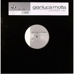 Gianluca Motta Vs Snap & Ng3 - Gianluca Motta Vs Snap & Ng3 - Ooops Up (2005 Remix) - Motivo