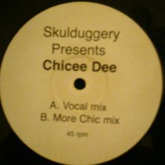 Skulduggery Presents - Skulduggery Presents - Chicee Dee - Skulduggery
